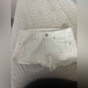 White American Eagle jean shorts